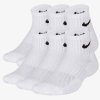 Skarpety Nike Everyday 6 par SX6912-100 biały 38-42